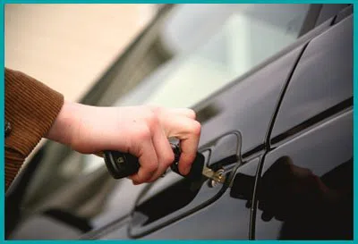 Seattle Emergency Locksmiths Seattle, WA 206-317-8078 - 12-unlock-car
